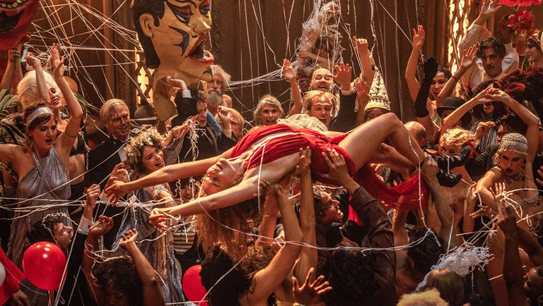 BABYLON REVIEW: THE TWENTIES NEVER ROARED SO LOUDLY