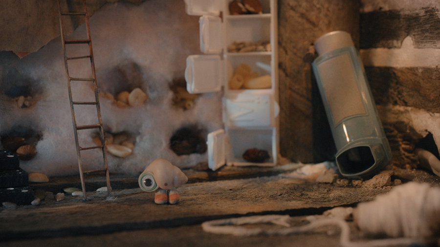 Marcel the Shell with Shoes On (2022)