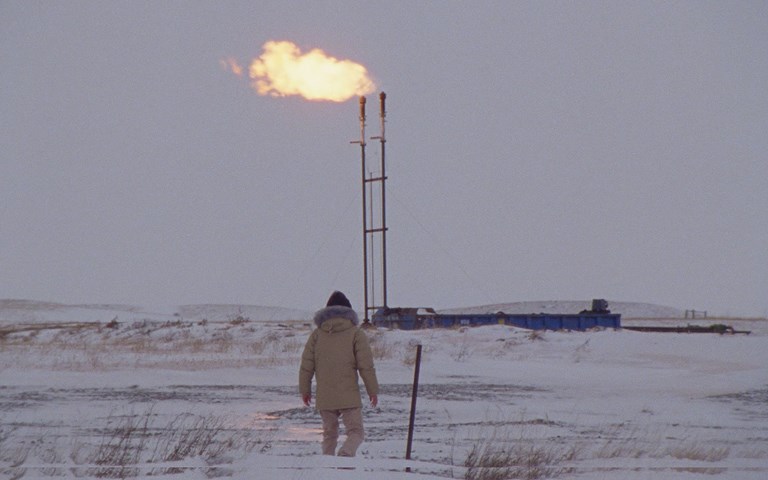 How to Blow Up a Pipeline Review: Urgent Eco-Thriller Sticks it to the Man  